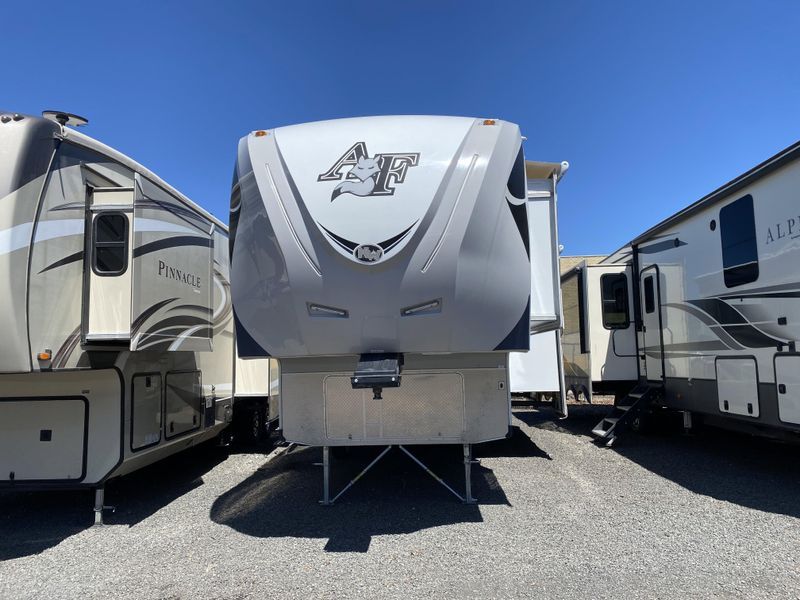 2019 ARCTIC FOX M-27-5L Image 2