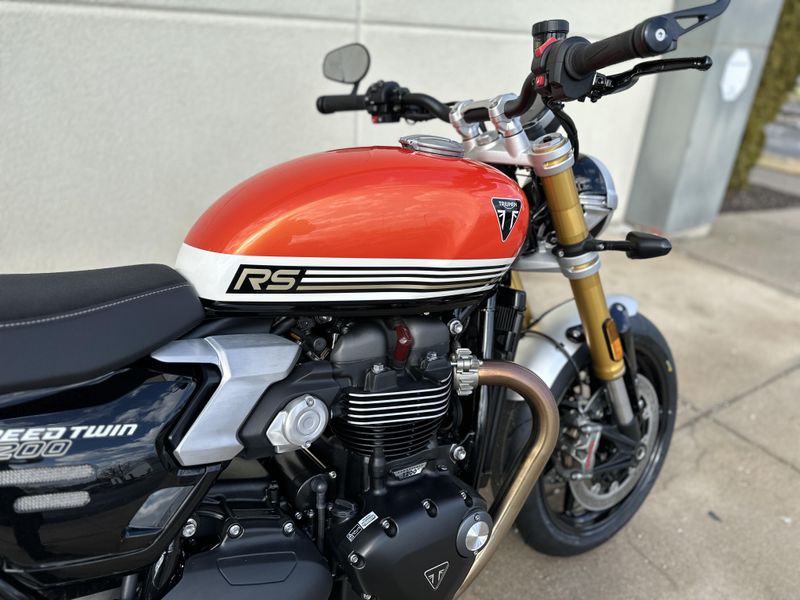 2025 Triumph SPEED TWIN 1200 RSImage 8