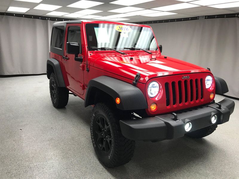 Used 2016 Jeep Wrangler JK SportImage 18