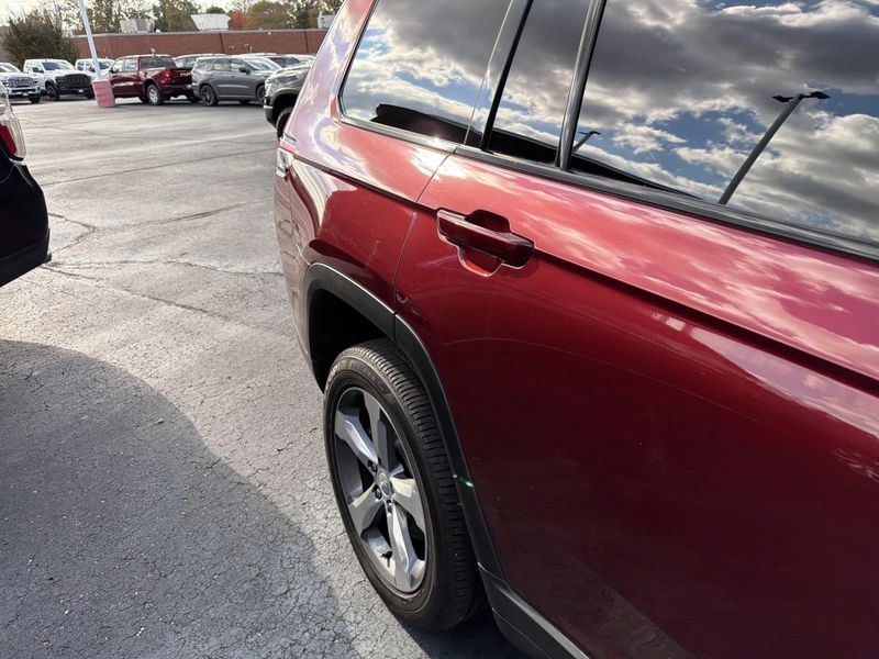 Used 2021 Jeep Grand Cherokee L LimitedImage 6