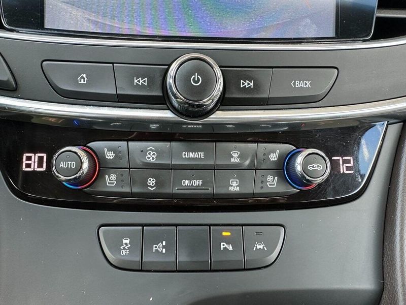 2018 Buick LaCrosse Premium I GroupImage 6