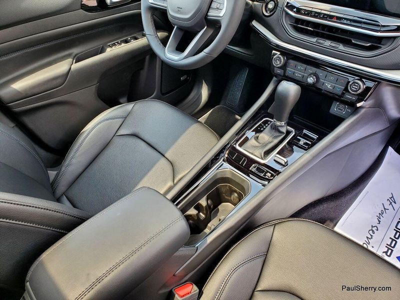 2025 Jeep Compass Limited 4x4Image 21