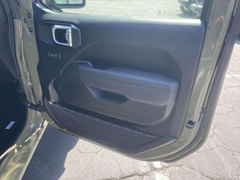 New 2026 Jeep Wrangler 4-door Sport S