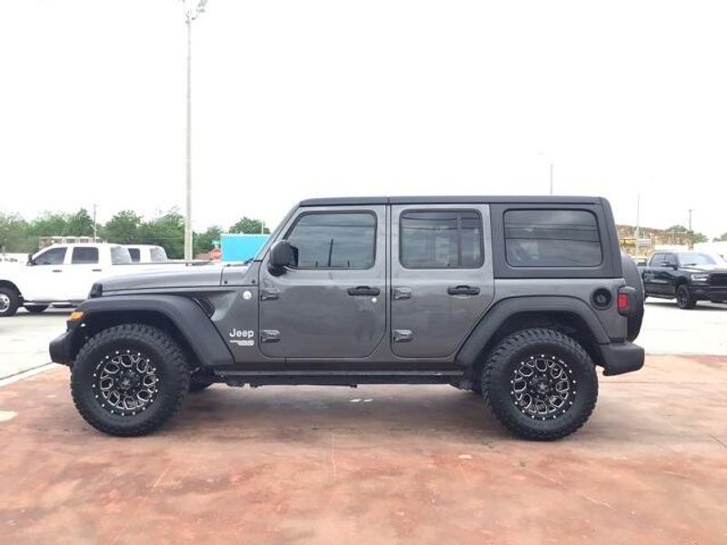 2019 Jeep Wrangler Unlimited Sport SImage 2