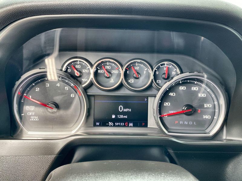Used 2021 Chevrolet Silverado 1500 RSTImage 12