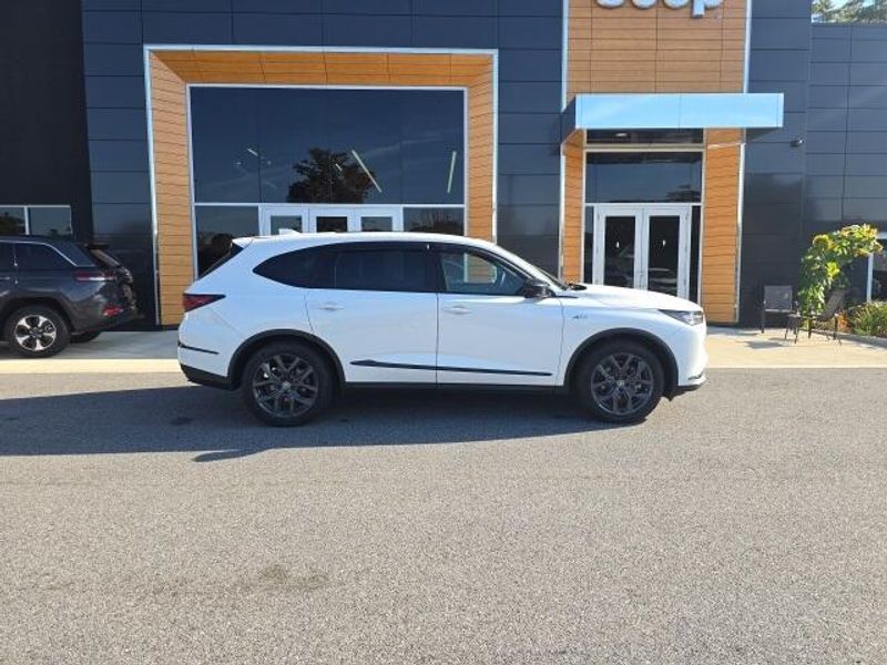 2023 Acura MDX SH-AWD A-Spec photo 7