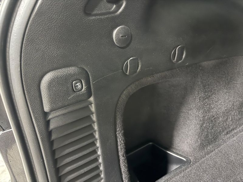Used 2021 Jeep Grand Cherokee Laredo XImage 6