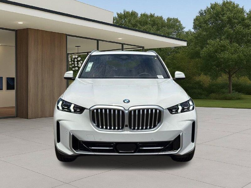 New 2026 BMW X5 sDrive40iImage 4