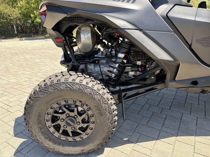 New 2026 Can-Am MAVERICK R MAX X RS 999T DCT Image 20