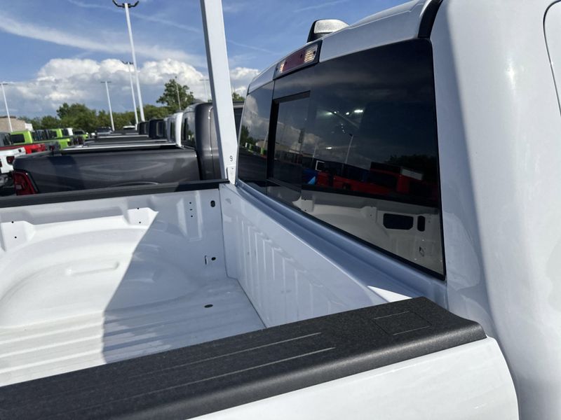 2025 RAM 1500 Big Horn Crew Cab 4x4 5