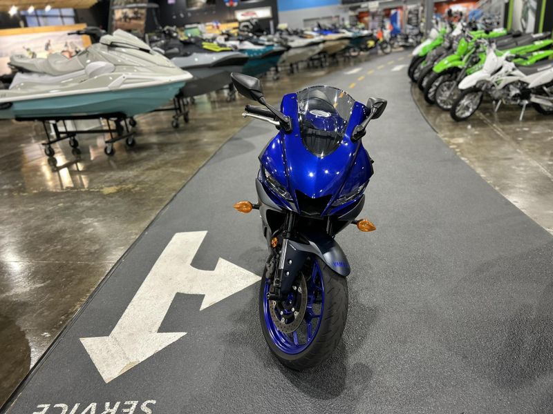 Used 2023 Yamaha YZF-R3 ABS Image 12