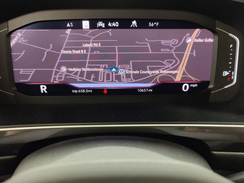 Used 2024 Volkswagen Tiguan AWD SEL R-Line w/Sunroof/NavImage 11