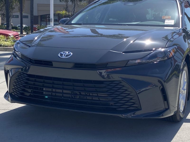 2025 Toyota Camry LEImage 7