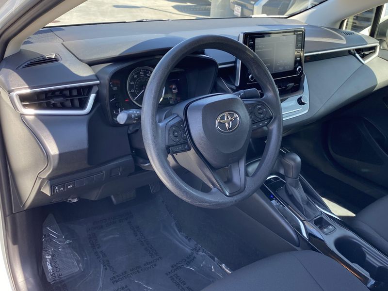 Used 2020 Toyota Corolla LEImage 14