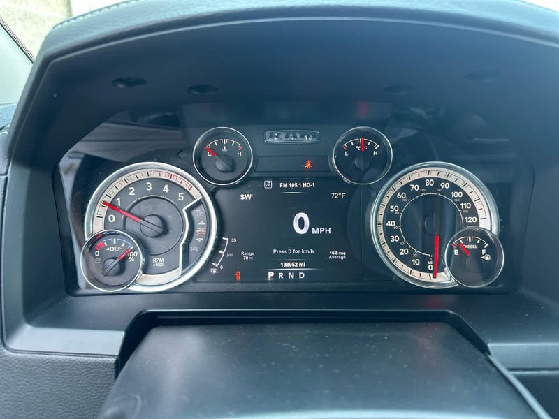 2018 Ram 2500 Laramie photo 17