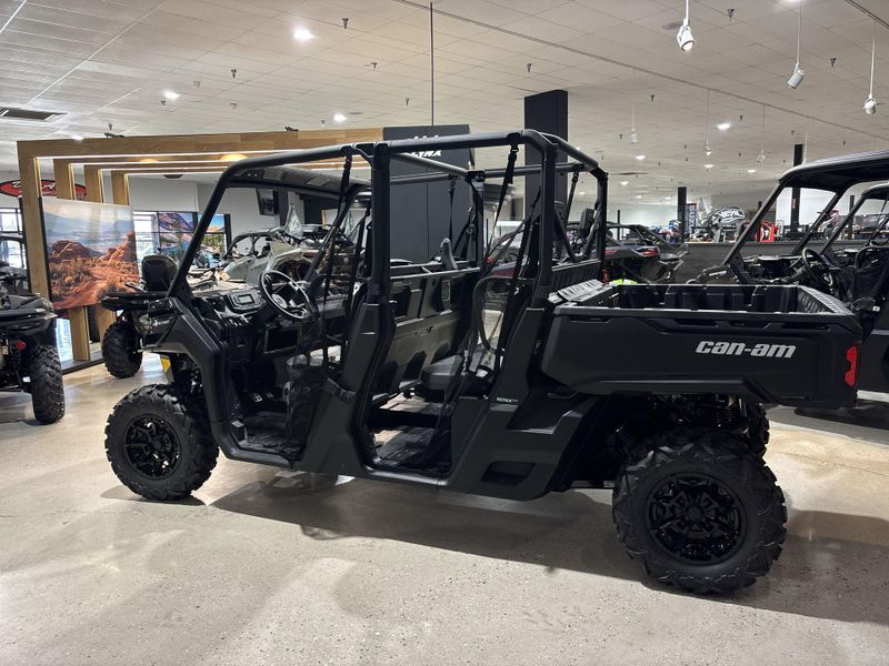 New 2026 Can-Am DEFENDER MAX DPS HD9 Image 12