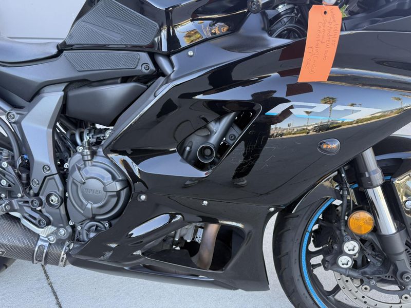 Used 2023 Yamaha YZF R7 Image 4