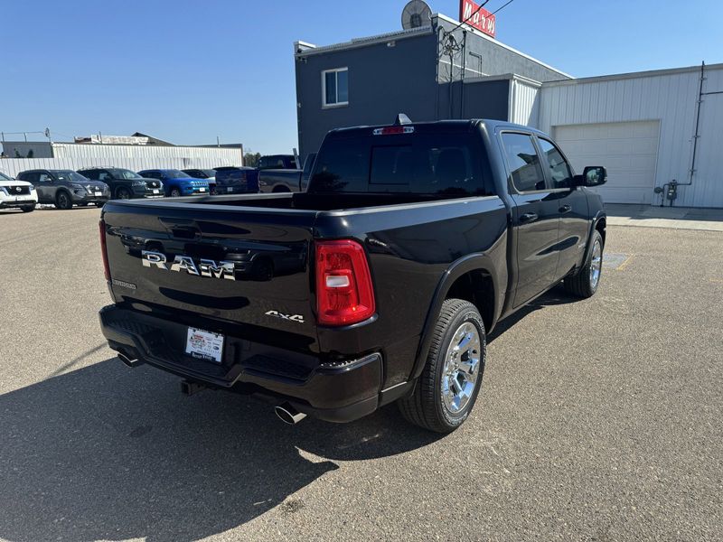 2025 RAM 1500 Big Horn Crew Cab 4x4 5