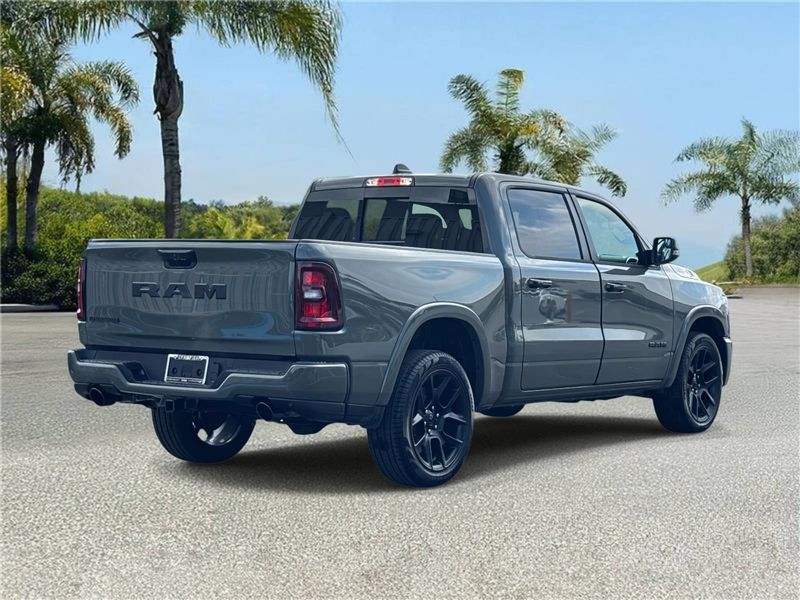 New 2026 RAM 1500 Laramie Crew Cab 4x2 5'7' Box