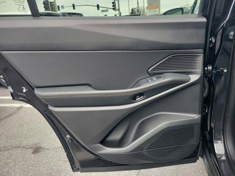 New 2026 Jeep Cherokee Limited 4x4