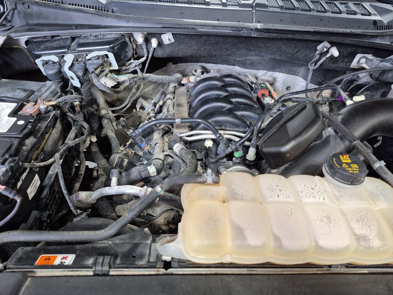 2019 Ford F-150 LariatImage 38