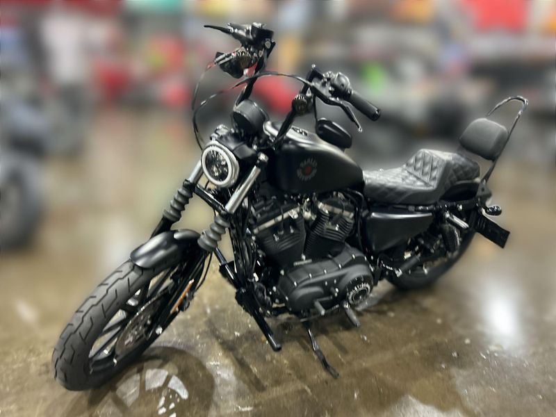 Used 2021 Harley-Davidson SPORTSTER IRON 883 Image 28