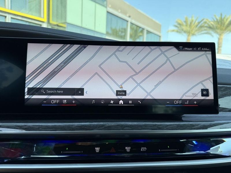 2025 BMW 7 Series 740iImage 27