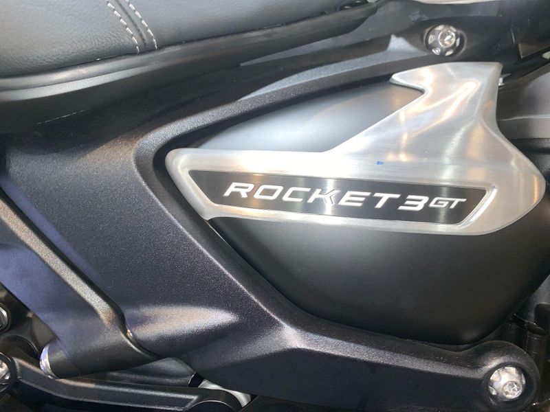 New 2025 Triumph ROCKET 3 GT EVEL KNIEVEL EDITION Image 15