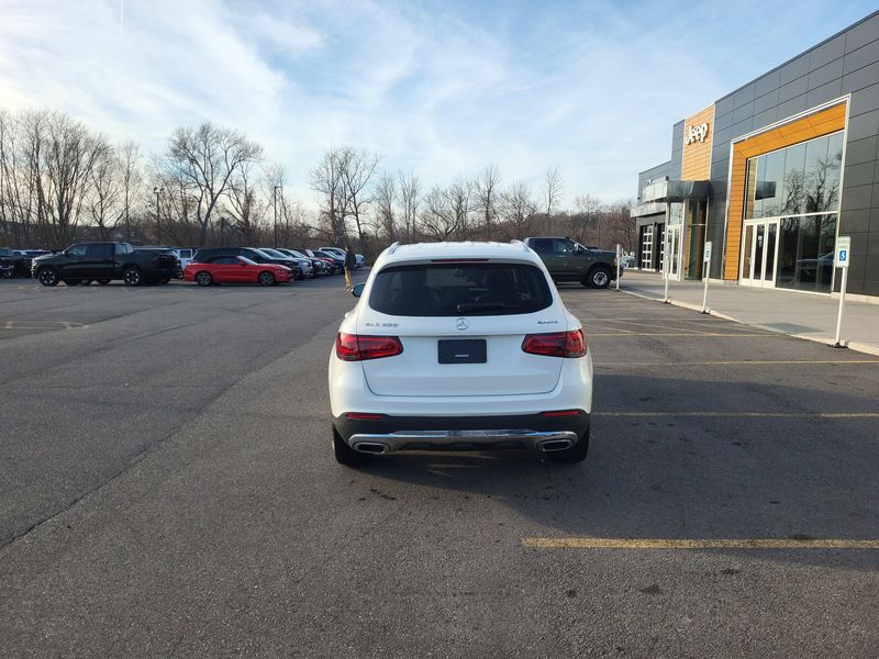 Used 2022 Mercedes-Benz GLC 300Image 12