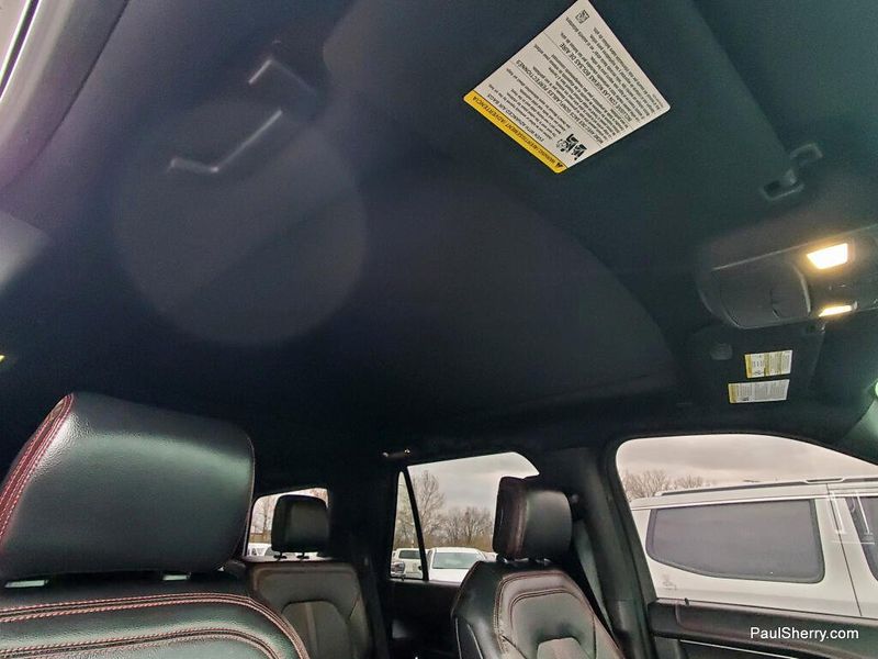 2019 Ford Expedition Limited photo 3