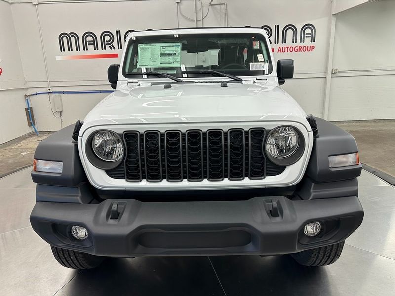 2024 Jeep Wrangler 2-door SportImage 5