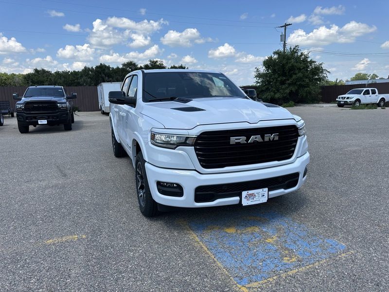 2025 RAM 1500 Laramie Crew Cab 4x4 5