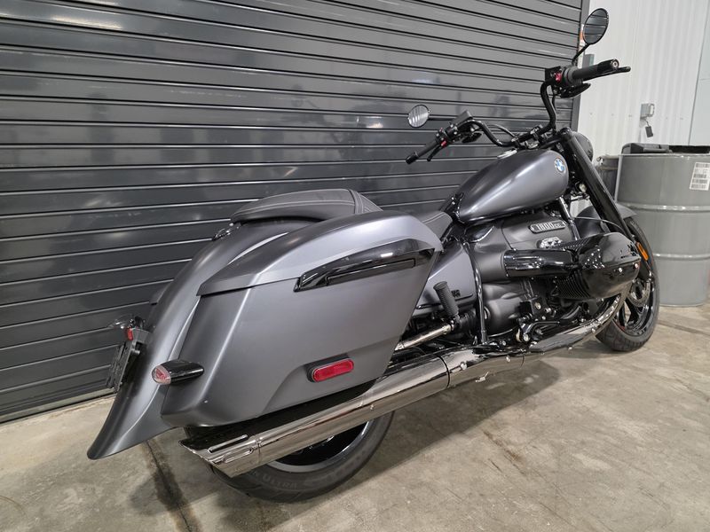 2024 BMW R 18 Roctane