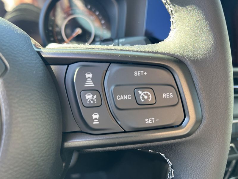 New 2026 Jeep Wrangler 4-door RubiconImage 19