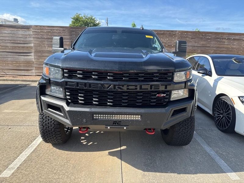 2019 Chevrolet Silverado 1500 Custom Trail BossImage 2