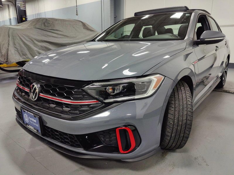 2023 Volkswagen Jetta GLI Autobahn w/SunroofImage 10