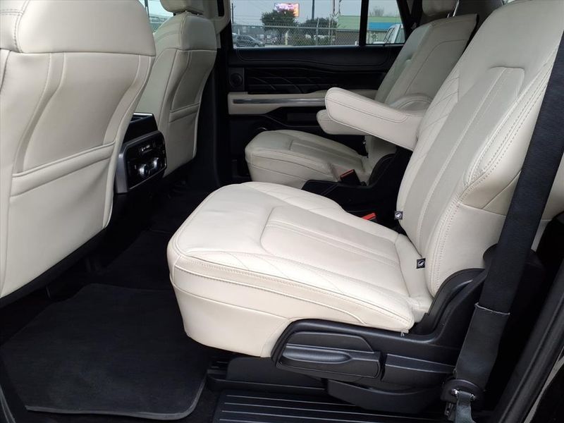 Used 2021 Ford Expedition Max PlatinumImage 10