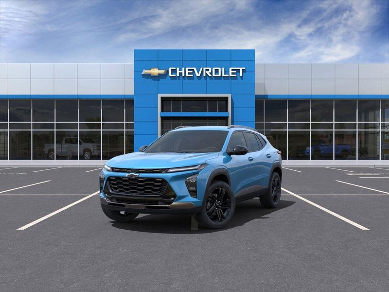 2025 Chevrolet Trax ActivImage 8