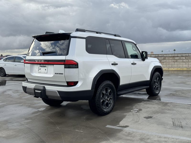 New 2026 Lexus GX 550 OvertrailImage 9