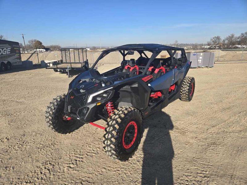 New 2026 Can-Am MAVERICK MAX XDS 64 TRR 