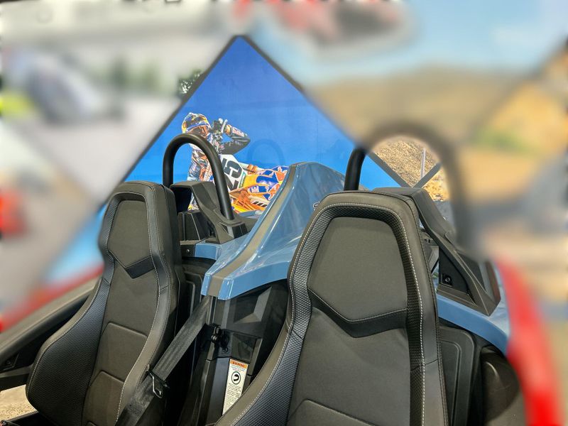 New 2025 Polaris SLINGSHOT SLR AUTODRIVE Image 23