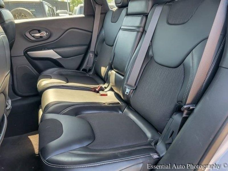 2018 Jeep Cherokee Latitude photo 6