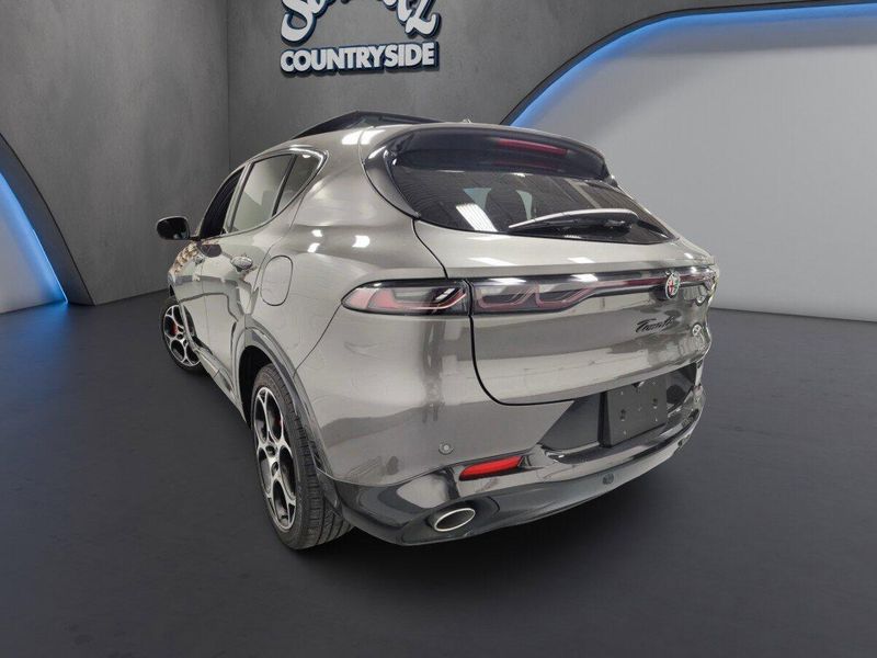 Used 2024 Alfa Romeo Tonale Veloce Premium AWD w/SunroofImage 15