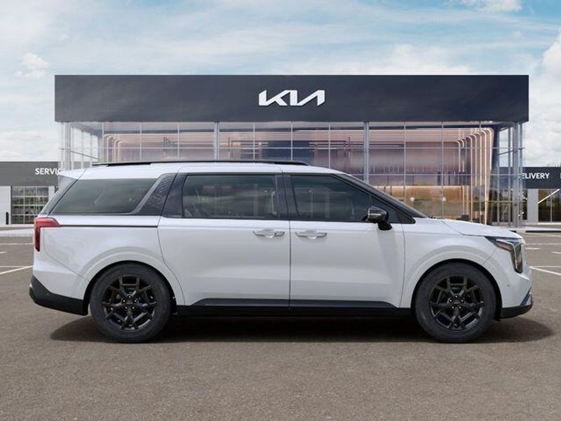 New 2026 Kia Carnival SX PrestigeImage 8