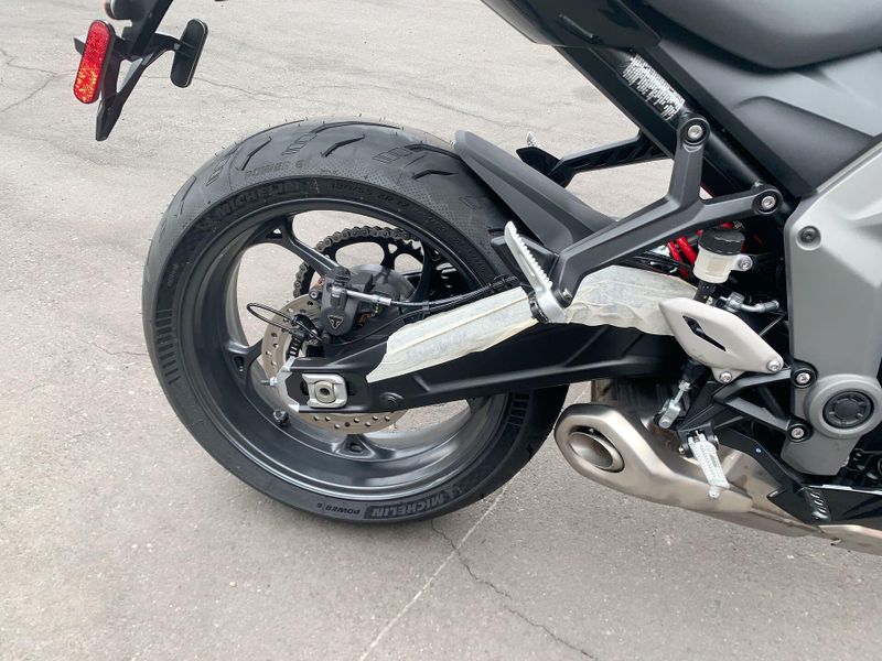 New 2025 Triumph DAYTONA 660 Image 11