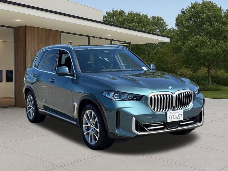 Used 2026 BMW X5 xDrive50eImage 6