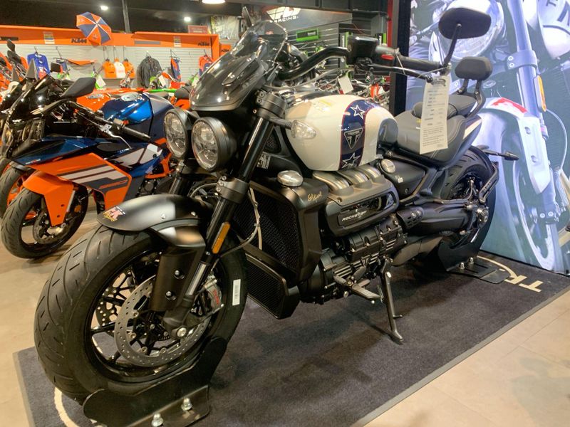 New 2025 Triumph ROCKET 3 R EVEL KNIEVEL EDITION Image 2