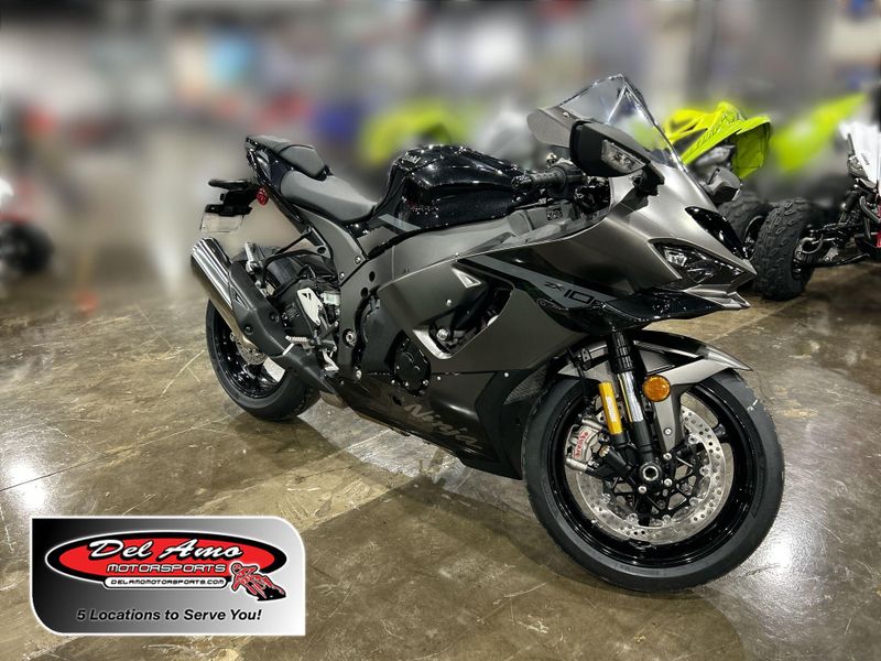 New 2026 Kawasaki NINJA ZX-10R ABS Image 1