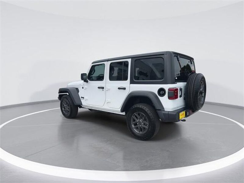 New 2026 Jeep Wrangler 4-door Sport SImage 6