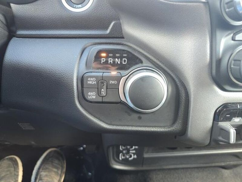2024 Ram 2500 Big Horn photo 17